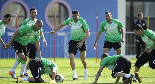 L’équipe d’Algérie décompresse en faisant la fête