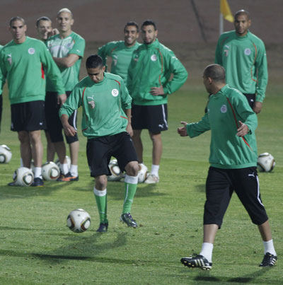 Les Verts étaient attendus hier vers 00h30