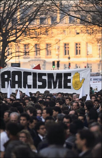 Racisme : Sale temps pour les Maghrébins en France