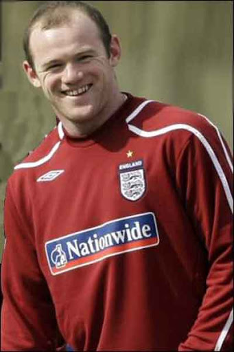 Rooney «On va faire souffrir la défense algérienne»