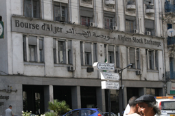 Vers l’entrée en Bourse de grands groupes privés