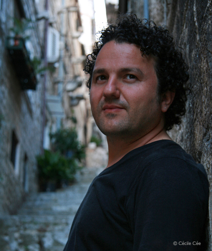 Akim El Sikameya : Découverte d’un chanteur andalous de talent