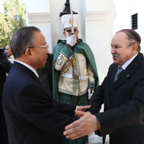 Algérie – Chine : Le Président Bouteflika reçoit le conseiller d’Etat chinois