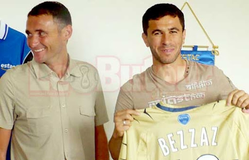 Bezzaz s’engage pour 3 saisons avec l’ESTAC