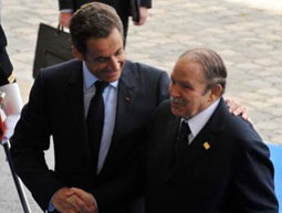 Dans un message à l’occasion de la Fête nationale française, Bouteflika réitère son engagement à approfondir le dialogue politique