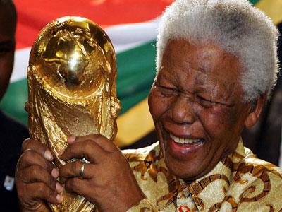 Le pays de Mandela a fait taire les plus sceptiques Le Mondial 2010, une opération de charme réussie pour l’Afrique entière