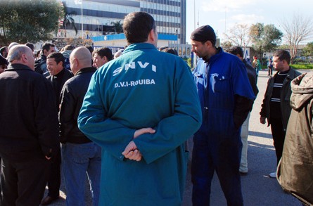 Le spectre de la grève plane à la SNVI