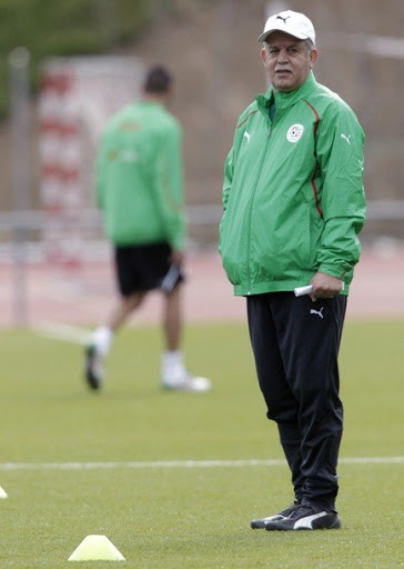 L’EN dans l’incertitude à quelques semaines des éliminatoires pour la can 2012 : Le «mystère» Saâdane plombe les verts