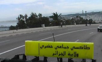 Les chauffeurs de taxi collectif menacent de faire grève