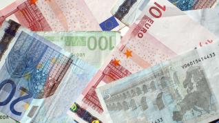 De hauts responsables détournent des euros qu’ils blanchissent en acquérant de l’immobilier en Espagne