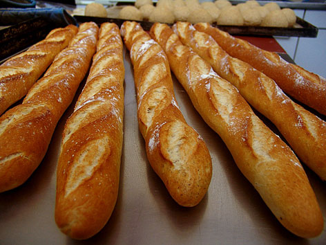 En raison d’absence de contrôle, La baguette cédée à 10 DA La spéculation atteint… le pain
