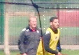 Halliche fait ses premiers pas à Fulham