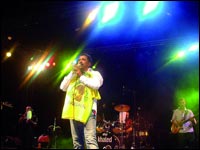 Le king du raï assume son amitié avec le roi du Maroc