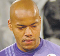 Son transfert ne se fera pas cette semaine Mbolhi rejoint le stage