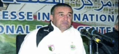 1ère conférence de presse du nouveau sélectionneur Algérien, A. BENCHIKHA