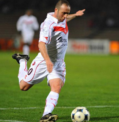 Belmadi bat Mansouri par 4 buts à zéro