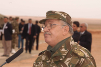 Gaïd Salah Ministre de la Défense algérien à Tamanrasset L’Algérie appellent certains pays à respecter leurs engagements dans la lutte antiterroriste