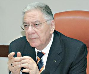 Ould Abbès l’a annoncé : “L’Algérie couvrira près de 70 % de ses besoins en médicaments en 2014”