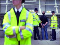 Projet d’attentat contre le pape à londres Des algériens accusés à tort