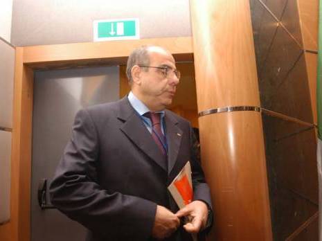 Raouraoua passe à l&rsquo;acte, Hannachi poursuivi officiellement en justice