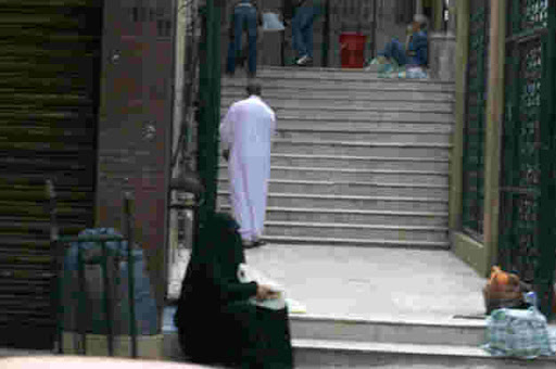 Une nouvelle mode en vogue Des mendiantes en djilbab envahissent la capitale