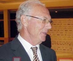 Beckenbauer «En Afrique du Sud, l’Algérie nous aurait posé plus de problèmes que l’Angleterre»