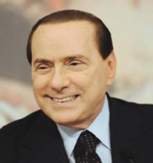 Berlusconi poursuit sa convalescence : Le sommet Algérie-Italie renvoyé