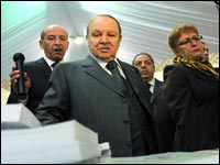 Bouteflika ne se livre pas au Sila
