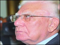 Chadli Bendjedid : «Certains membres du FLN étaient derrière»