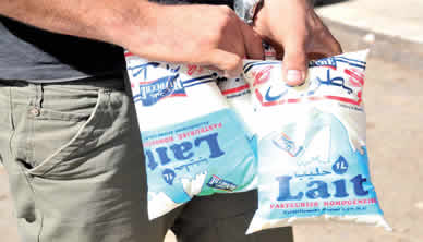 La crise du lait en sachet persiste,  Benaïssa rejette la responsabilité sur l’Onil