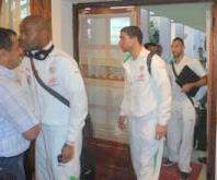 Les Verts sont arrivés à l’aéroport à 10h20