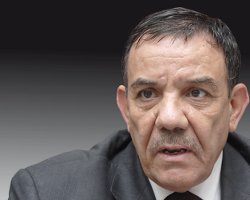 Moussa Touati  «Oui, je veux être président»