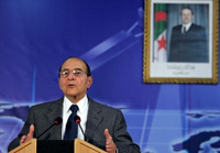 Zerhouni peut constituer son équipe