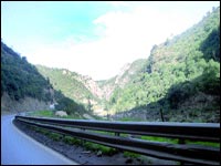 2 morts dans la chute d’un rocher à Lakhdaria