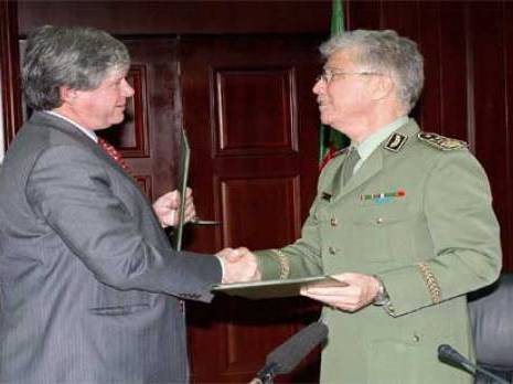 Alger et Washington se rejoignent