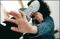 Femmes victimes de violences conjugales, La loi du silence