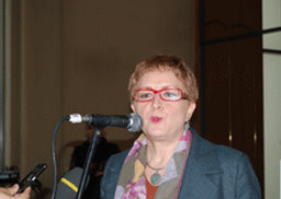 Khalida Toumi défend son projet de loi