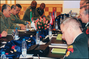 L&rsquo;Algérie et les Etats-Unis renforcent leur coopération militaire