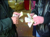 Les cambistes sous haute surveillance