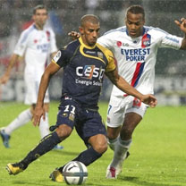 Les joueurs algériens à l&rsquo;étranger : Medhi Lacen et Hameur Bouazza marquent