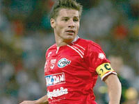 Mostefa Mehdi réintègre le groupe nîmois