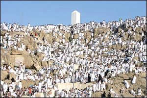 Plus de deux millions de hadjis rassemblés sur le Mont Arafat