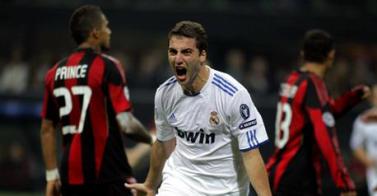 Vidéo buts Milan AC 2 – 2 Real Madrid, résumé 03/11/2010