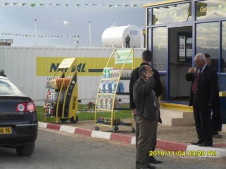 Yousfi inaugure des stations service Naftal sur l&rsquo;autoroute est ouest