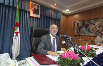 Belkhadem lève le doute