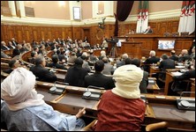 Conseil de la nation: les groupes parlementaires appellent à l&rsquo;intensification de la lutte contre la corruption