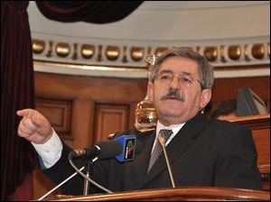 Déclaration de politique générale: développement et préoccupations citoyennes au menu mercredi des réponses aux membres du Conseil de la nation