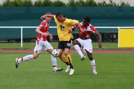 JSK : Christian Kouakou et Nini Fayçal proposés