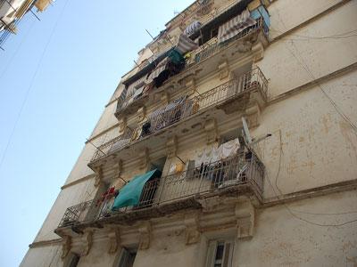Le 86, rue Mohamed Belouizdad menace ruine, A quand la réhabilitation ?