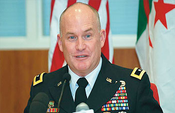 Le commandant des forces terrestres d’Africom à Alger “Pas de concession aux preneurs d’otages”